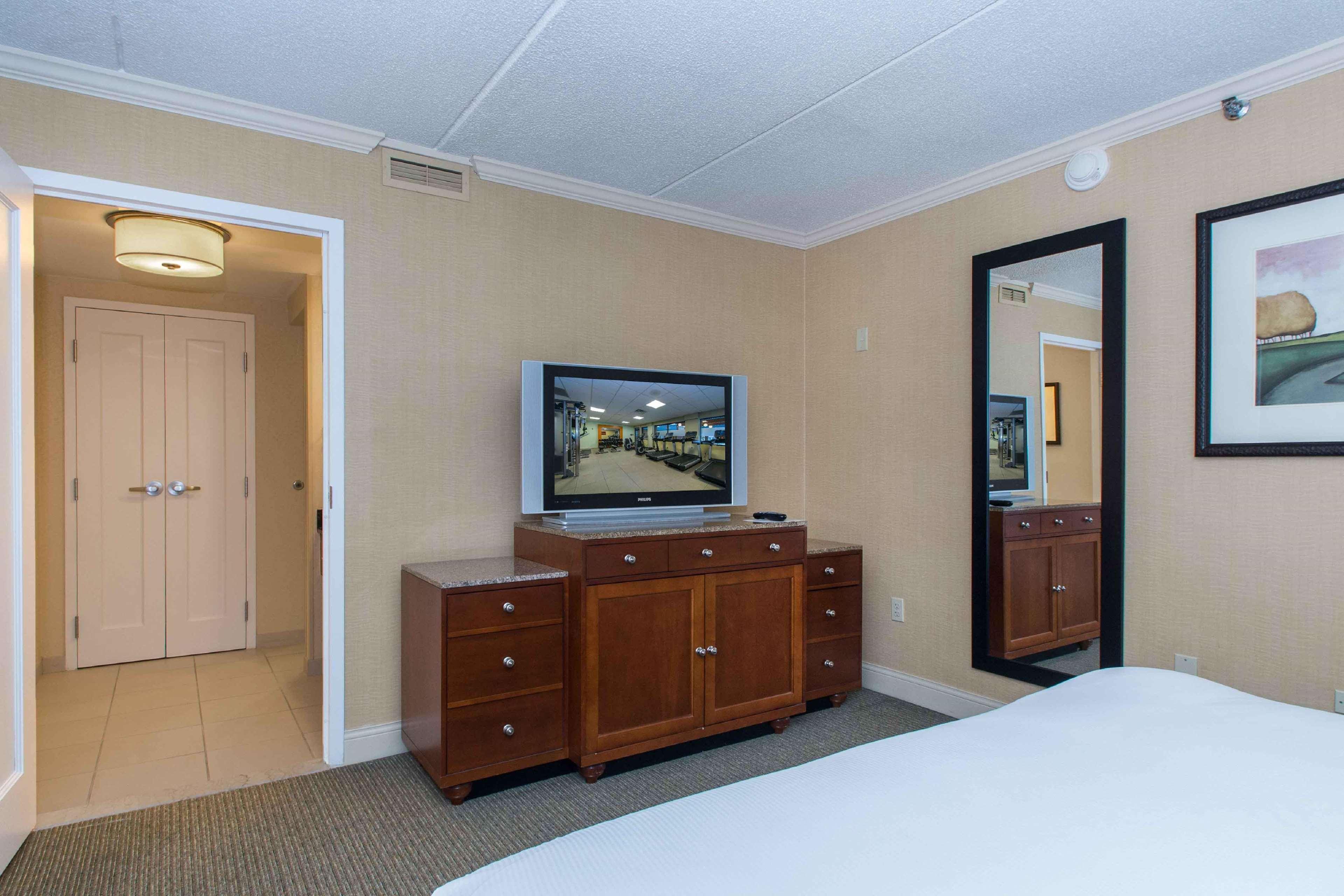 Doubletree By Hilton Cleveland East Beachwood Εξωτερικό φωτογραφία