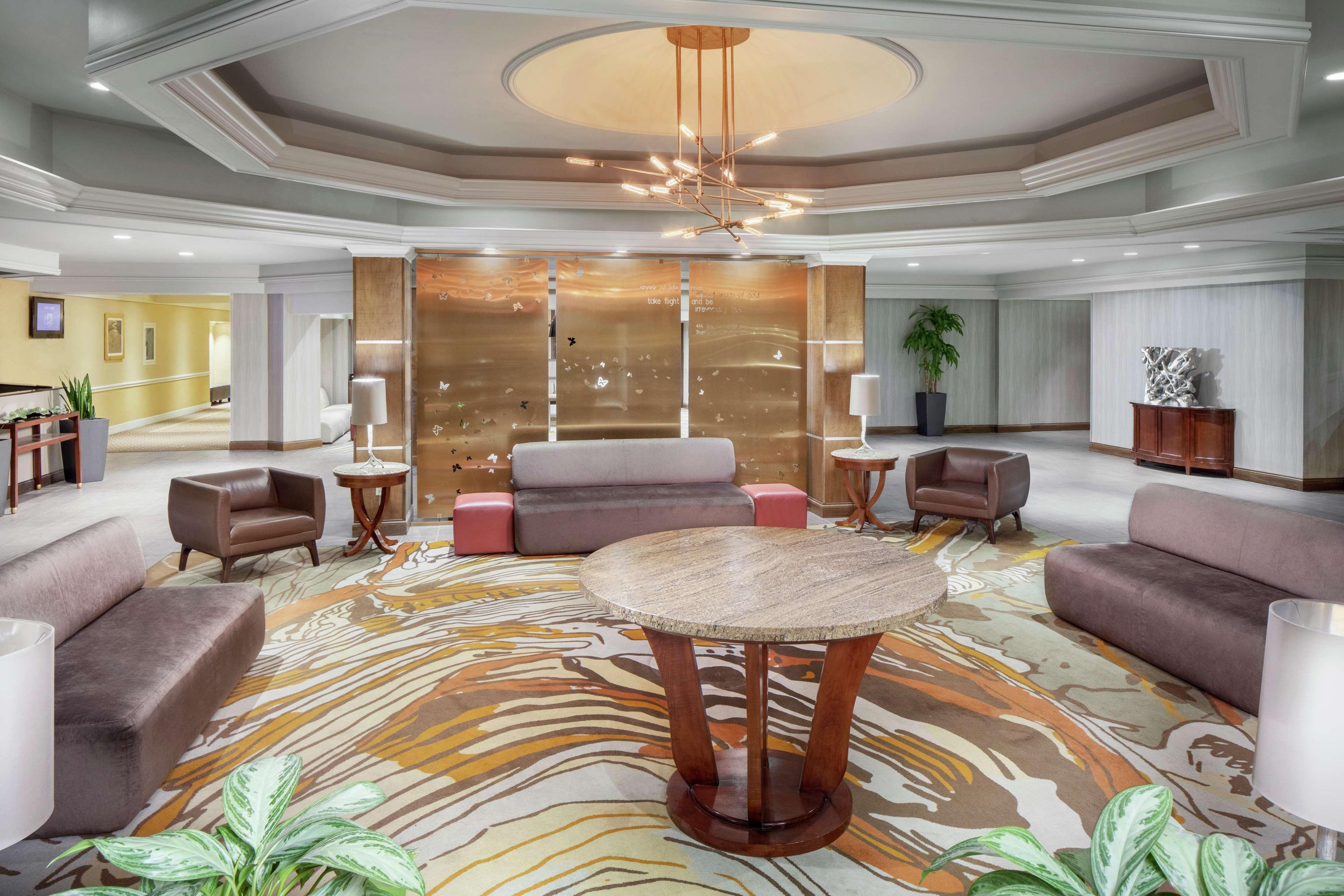 Doubletree By Hilton Cleveland East Beachwood Εξωτερικό φωτογραφία