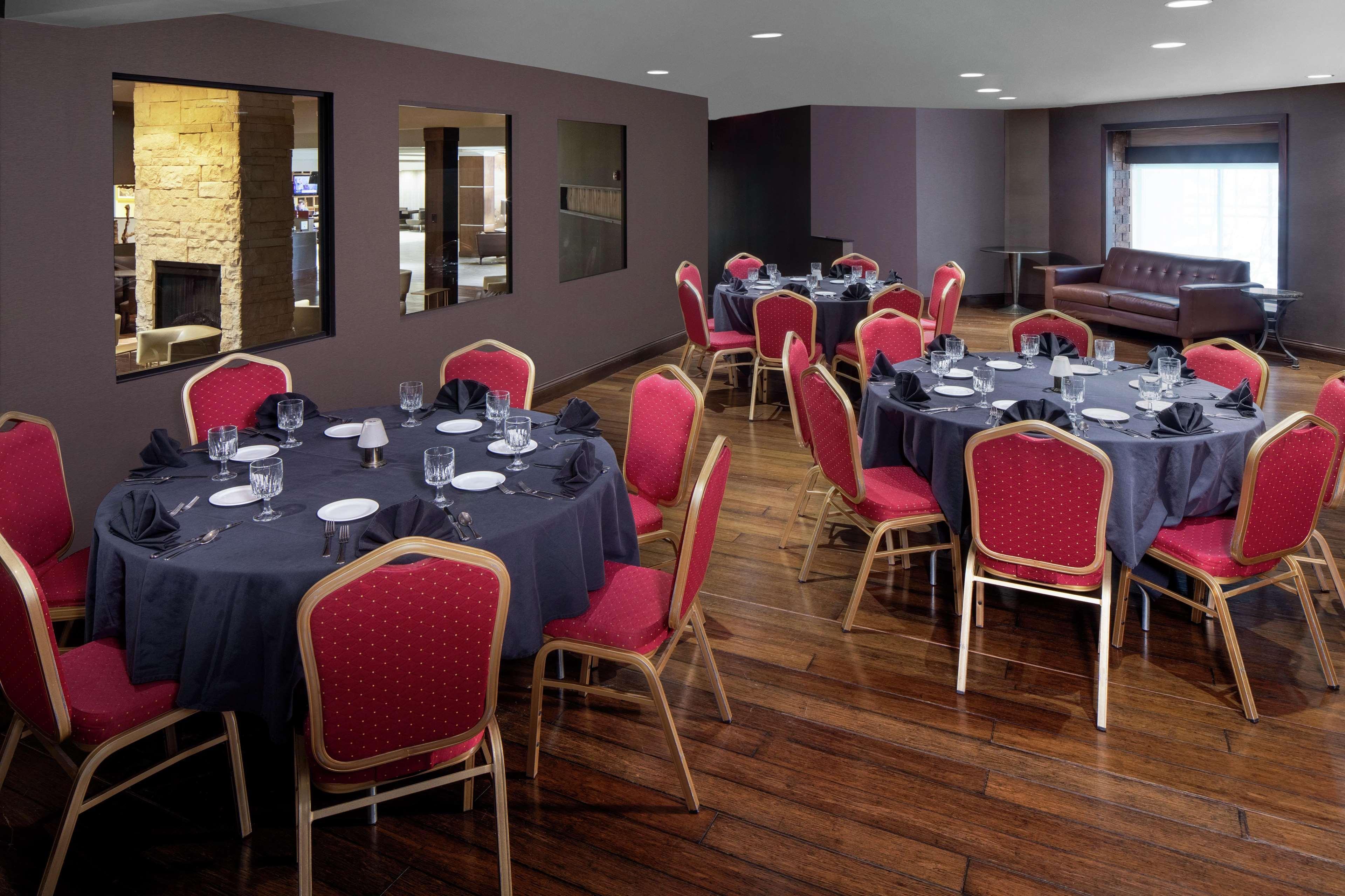 Doubletree By Hilton Cleveland East Beachwood Εξωτερικό φωτογραφία