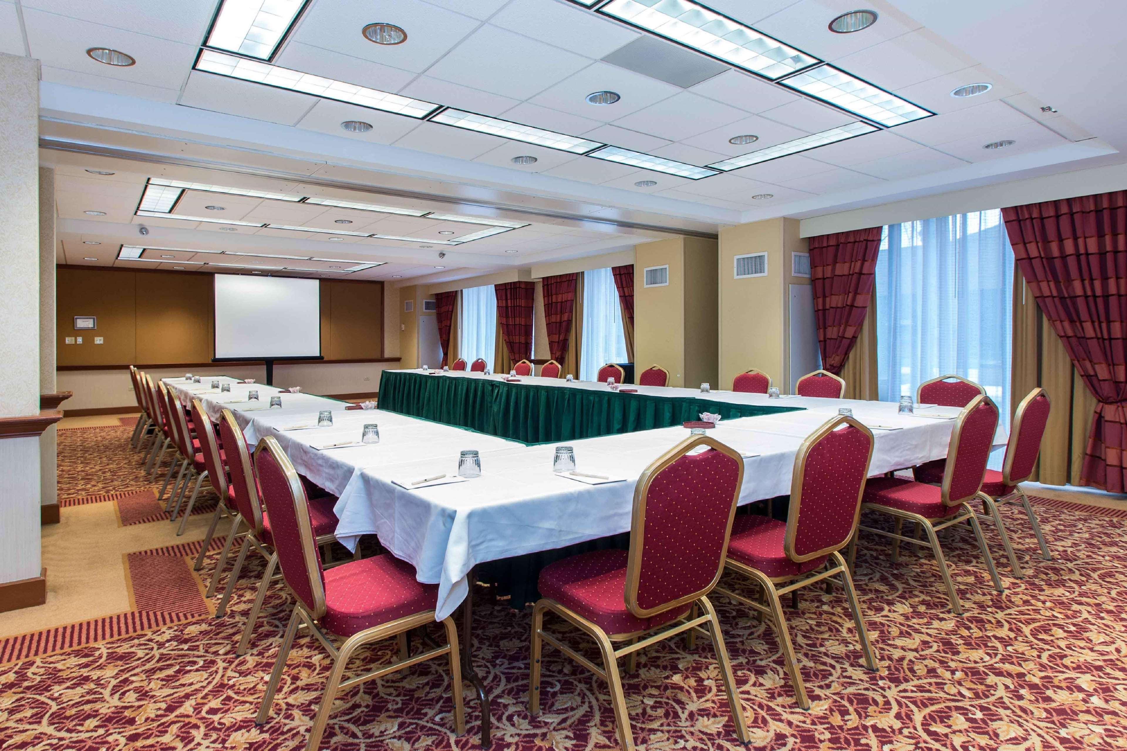 Doubletree By Hilton Cleveland East Beachwood Εξωτερικό φωτογραφία