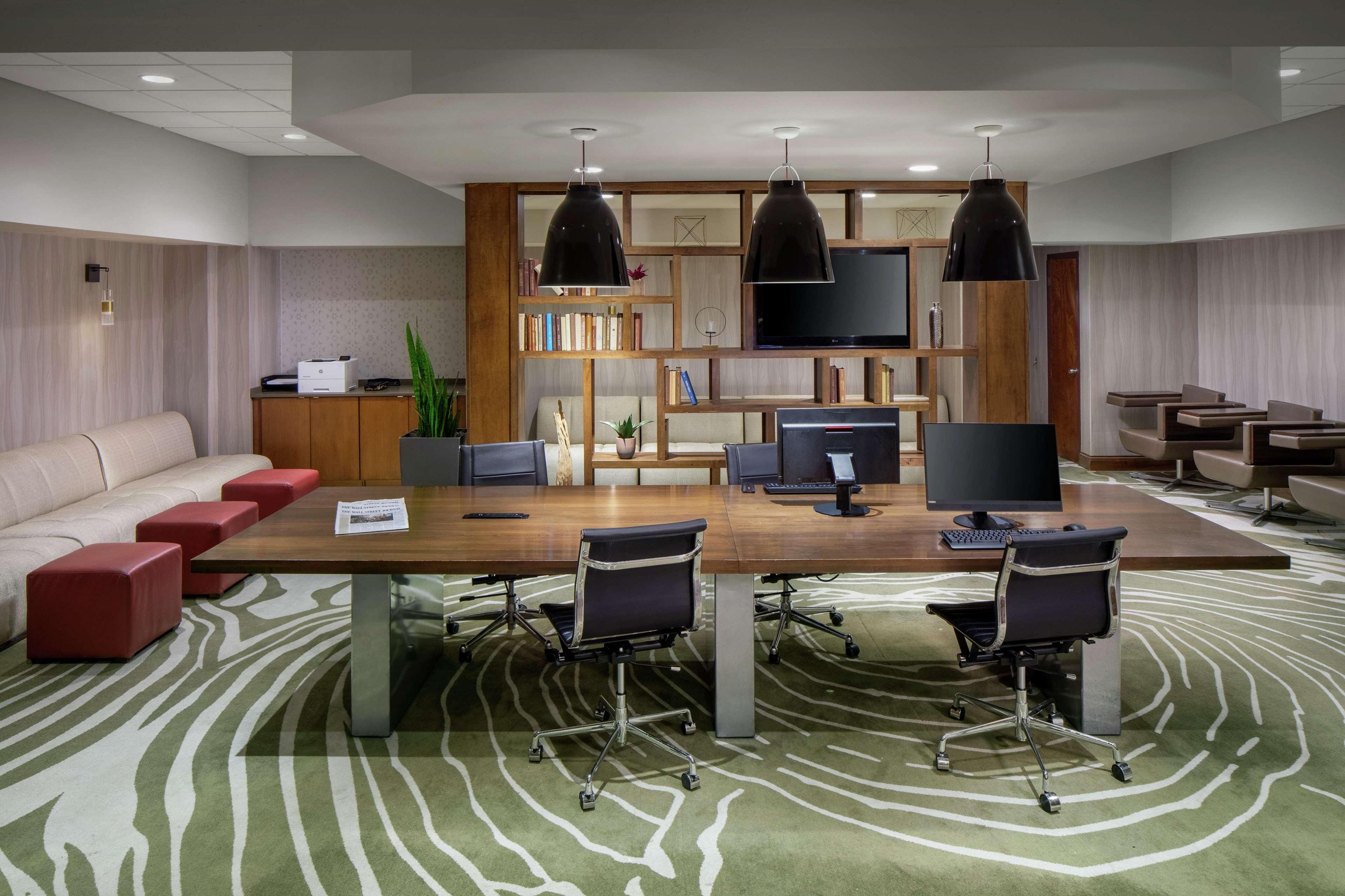 Doubletree By Hilton Cleveland East Beachwood Εξωτερικό φωτογραφία