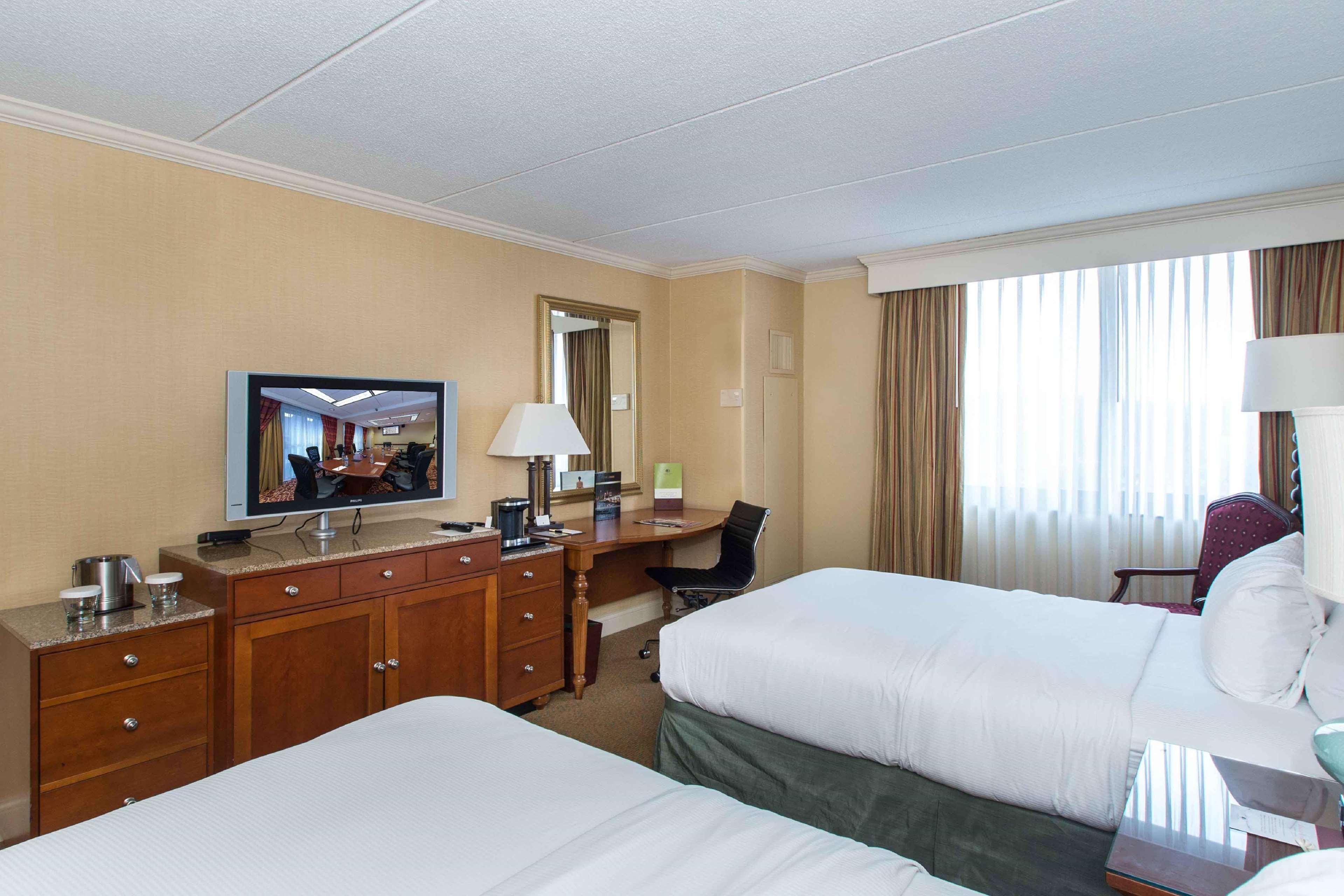 Doubletree By Hilton Cleveland East Beachwood Εξωτερικό φωτογραφία