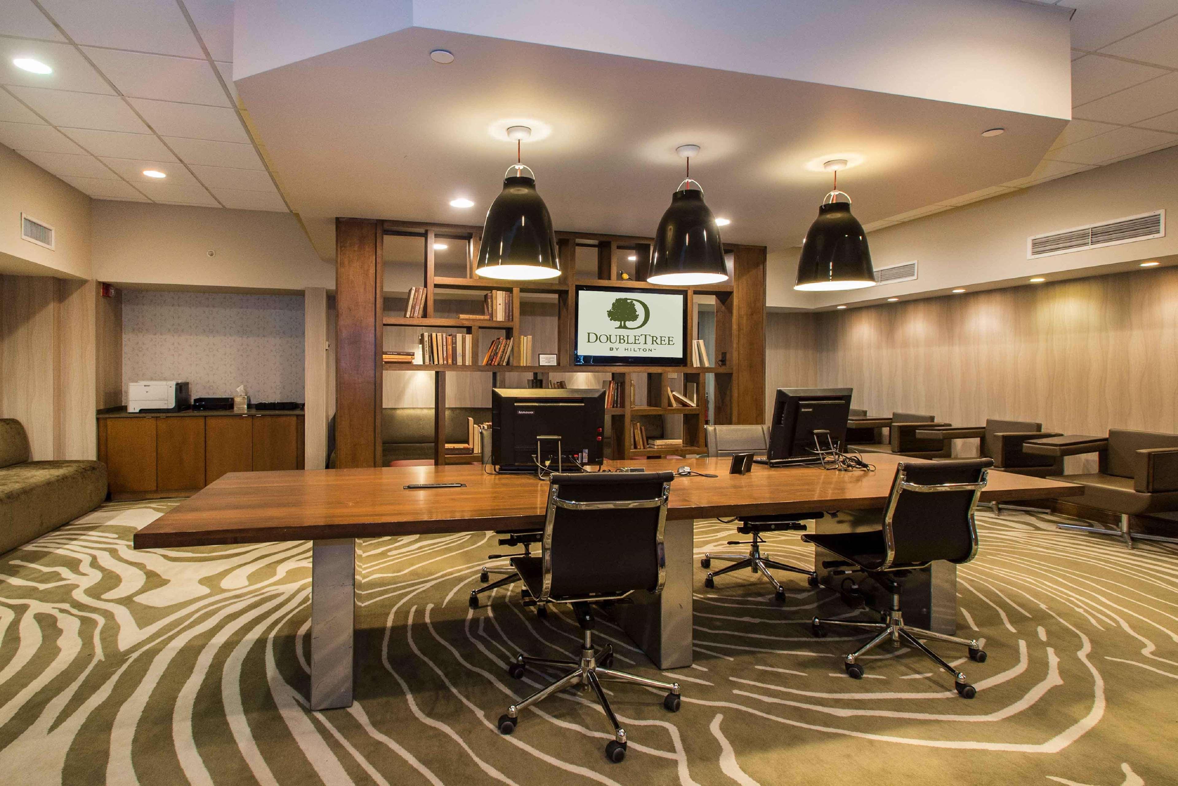 Doubletree By Hilton Cleveland East Beachwood Εξωτερικό φωτογραφία