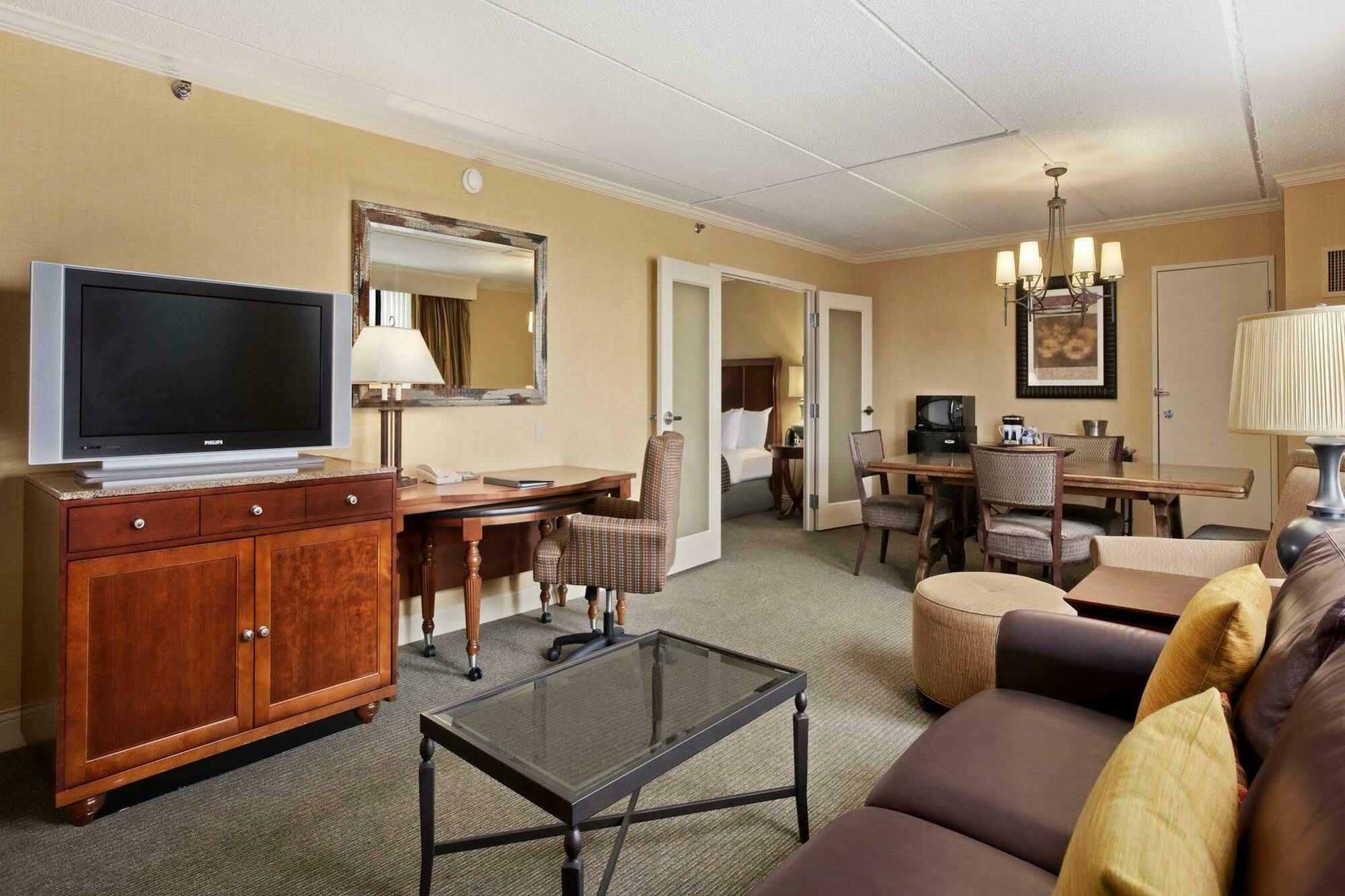 Doubletree By Hilton Cleveland East Beachwood Δωμάτιο φωτογραφία